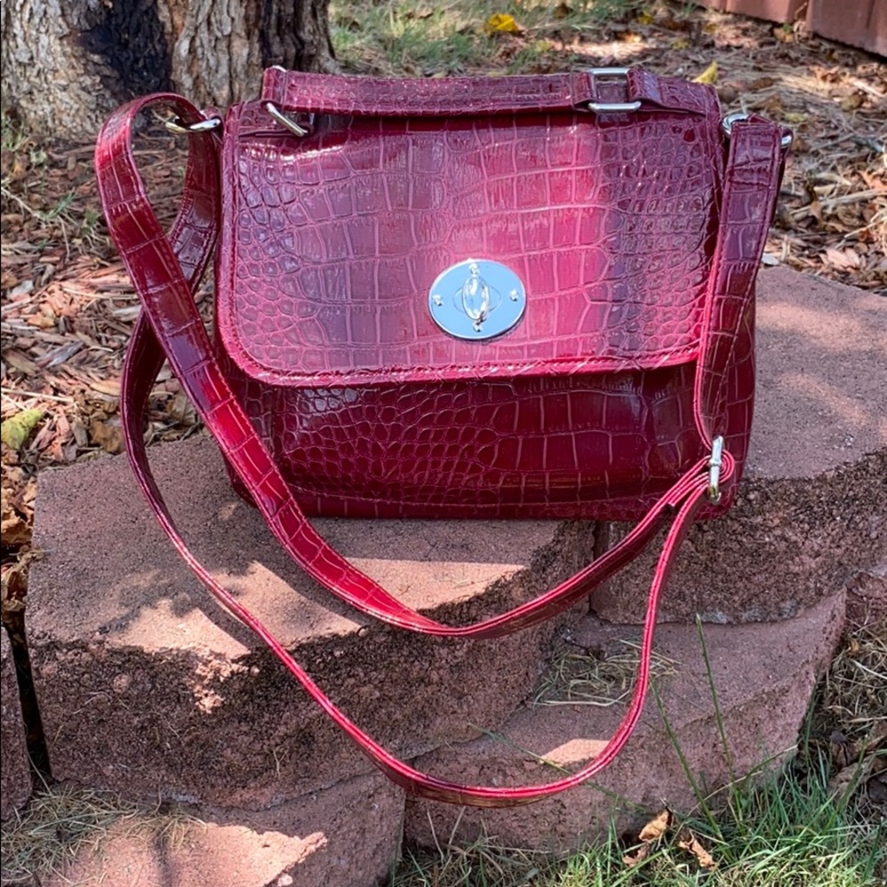 Red Purse With Snap Closure